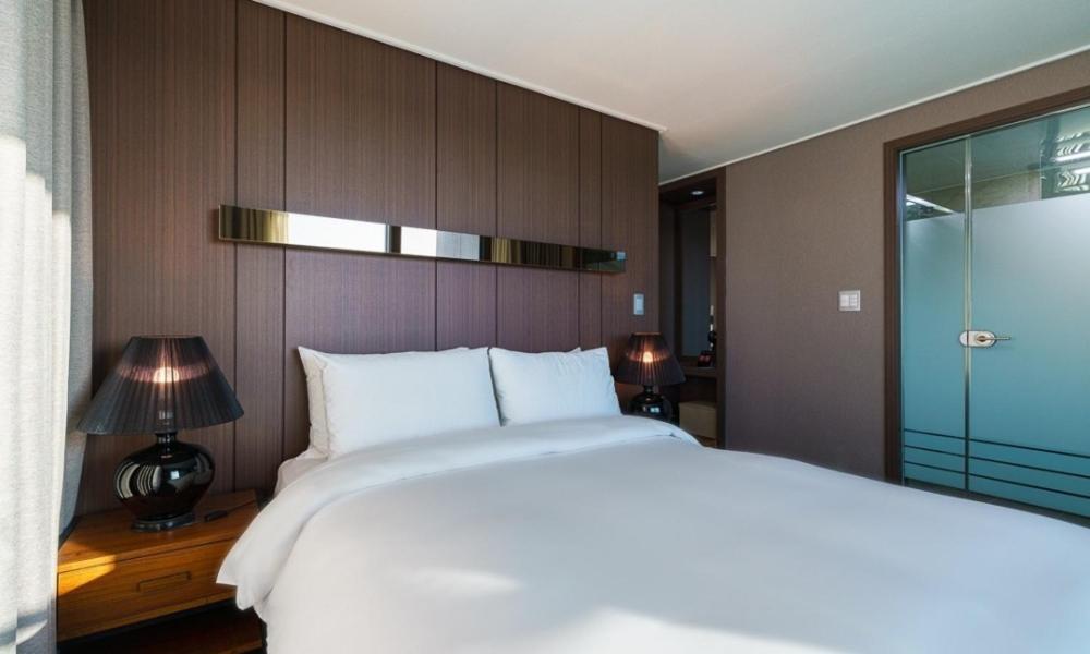 Raonstay In Perla Hotel Jinju Extérieur photo